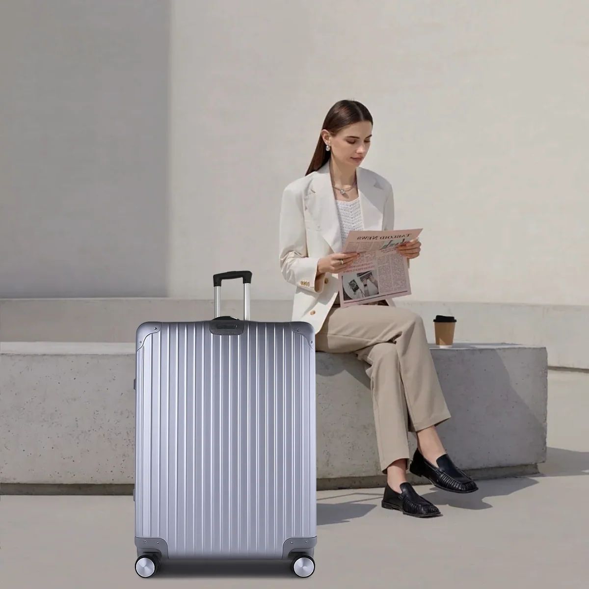 Flightmode Travel Suitcase Medium- Silver