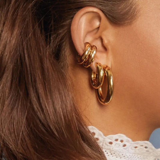Minimal huggie earrings