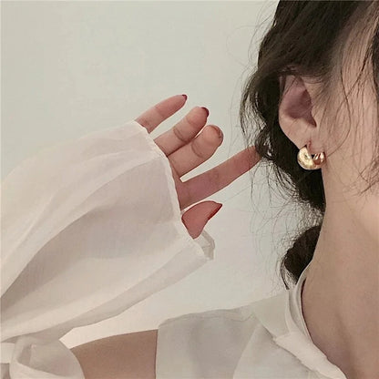 Hoop earrings product detail